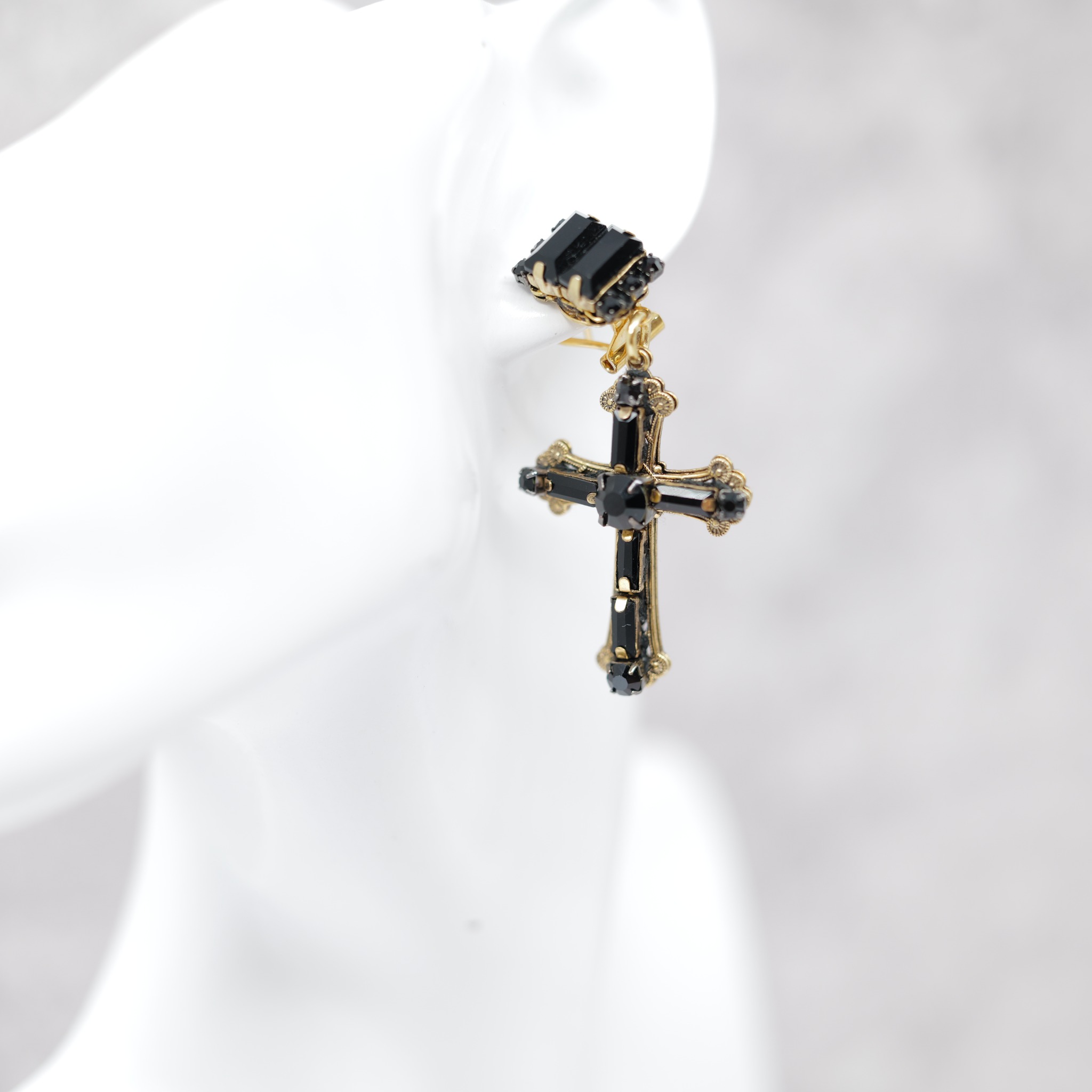 新品 ラダ 現地買い付け クロス ピアス rada シルク ヴィンテージ