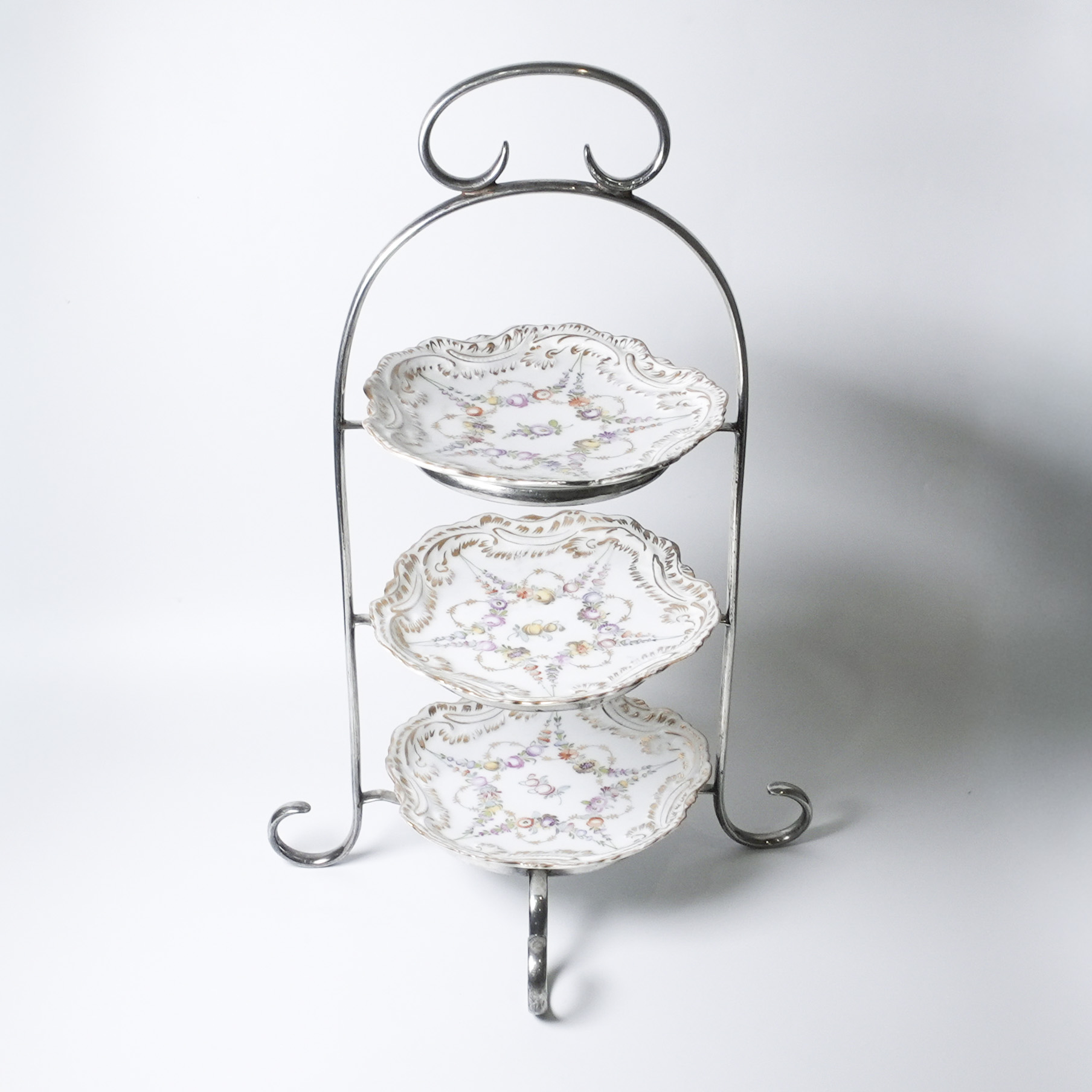 アンティーク ドレスデン プレート ドイツ 1900年代 Dresden ドレスデン プレート3枚とイギリス製 三段トレイ