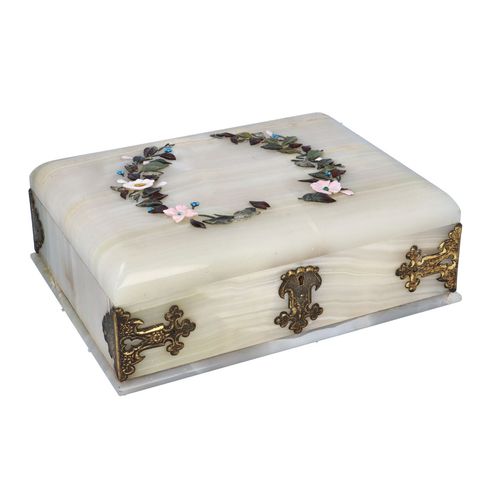 アンティーク品