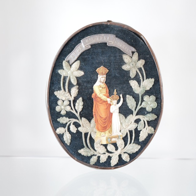 フランス 現地 仕入れ 1900年代初頭 アンティーク メダイヨン ルルド マリヤ像 ビロード刺? ? 宗教画 アンティーク