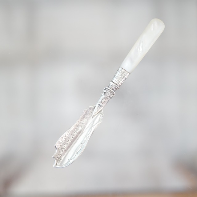 純銀製 1903年 バーミンガム製 バターナイフ イギリス アンティーク