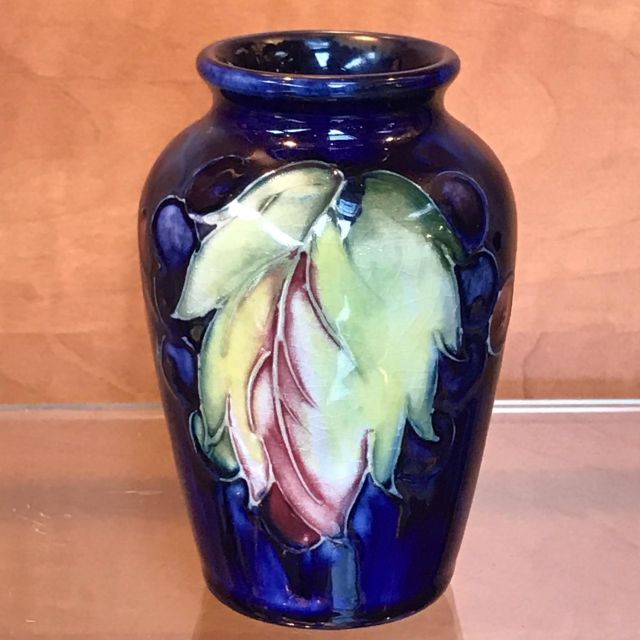Moorcroft ムーアクラフト　花瓶 Moorcroft ムーアクラフト 花瓶 イギリス 20世紀 セラミック
