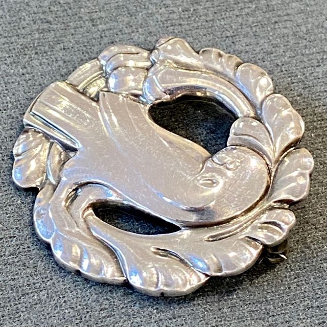 デンマーク 1900年代 シルバー ジョージ ジェンセン 鳩ブローチ