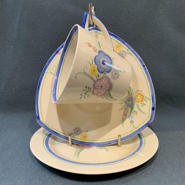 アンティーク トリオ＆スープ カップ＆ソーサー／トリオ | antique FEELPORT アンティーク食器