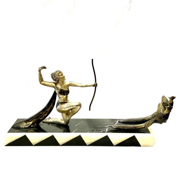 アンティーク鳥の女性像