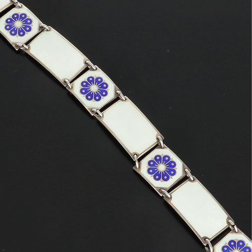 アンティーク品