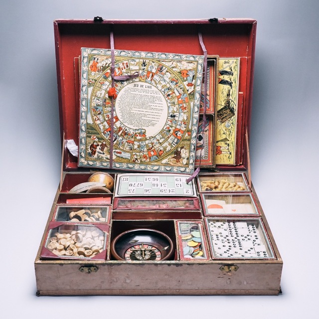 1910年代フランスのアンティークボックスA