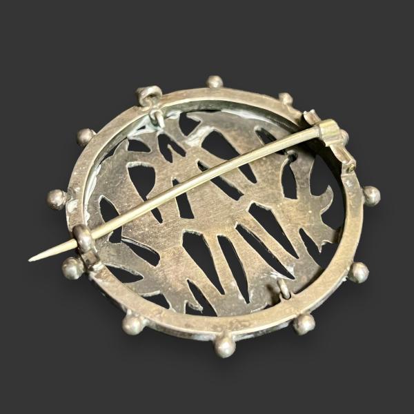 アンティーク ビクトリア朝 900 シルバー 天使 ブローチ 19世紀 レア アンティーク ビクトリア朝 900 シルバー 天使 ブローチ 19世紀