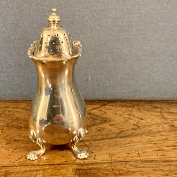 アンティーク品