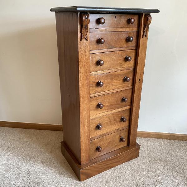 アンティーク品