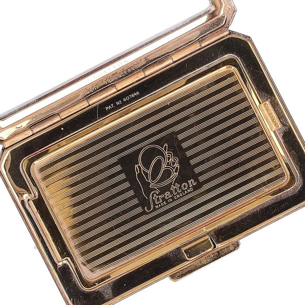 アンティーク品