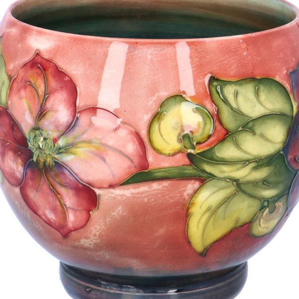 アンティーク品