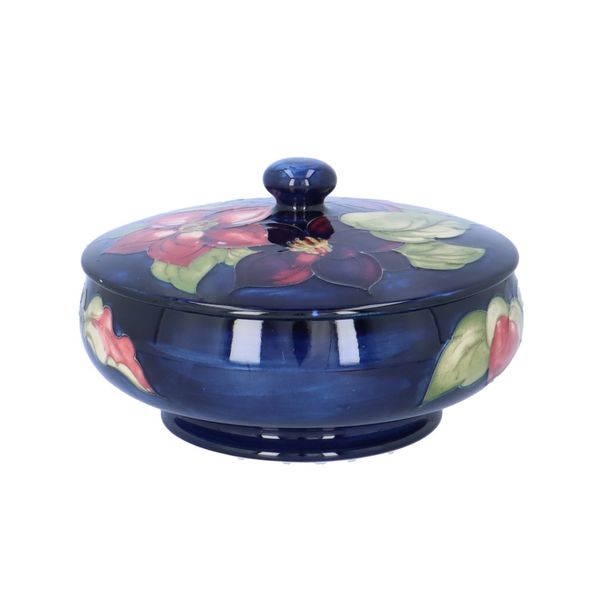 アンティーク雑貨 05 青い鳥の絵柄が可愛いTIN缶(高さ13.5cm） イギリスアンティーク