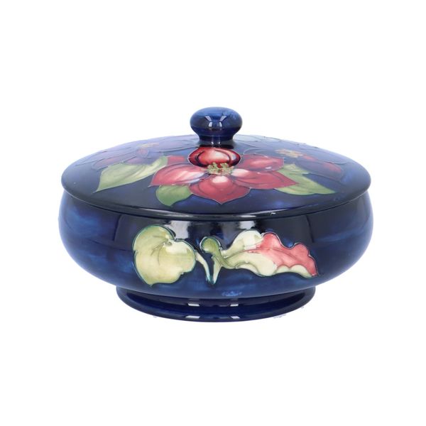 アンティーク品