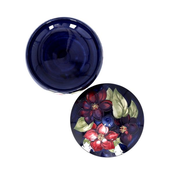 アンティーク品