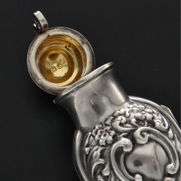 アンティーク品