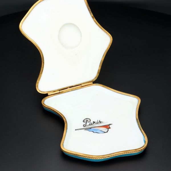 アンティーク品