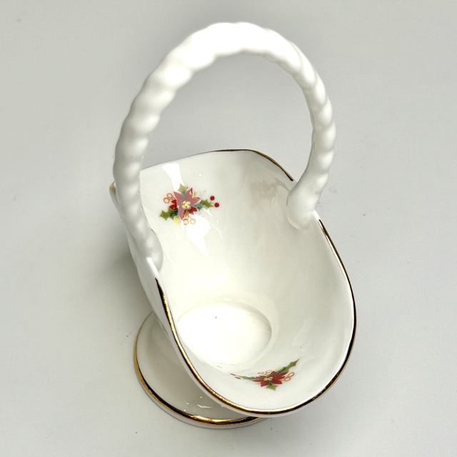   Old Country Roses 陶器小物入れ 2個 Amazon.com: Royal Albert Old Country Roses Canister Set