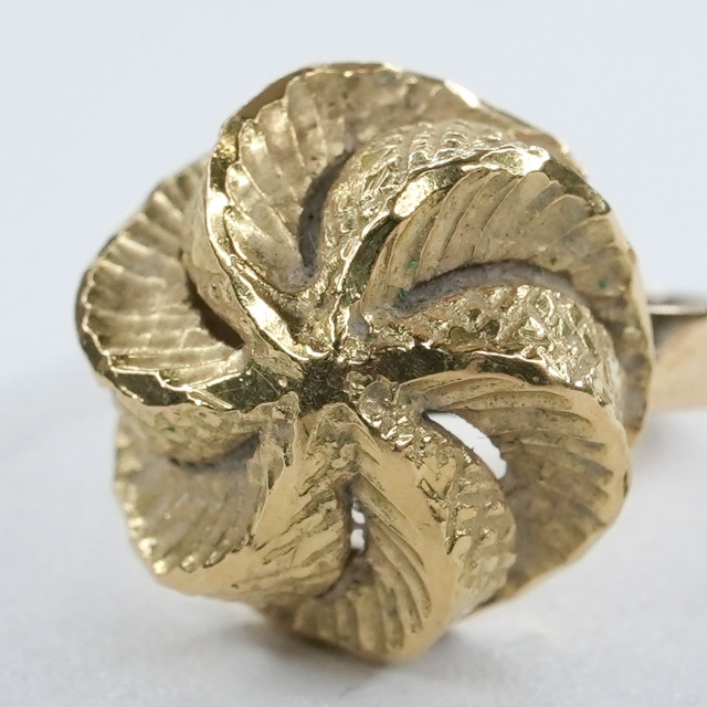 アンティークジュエリー