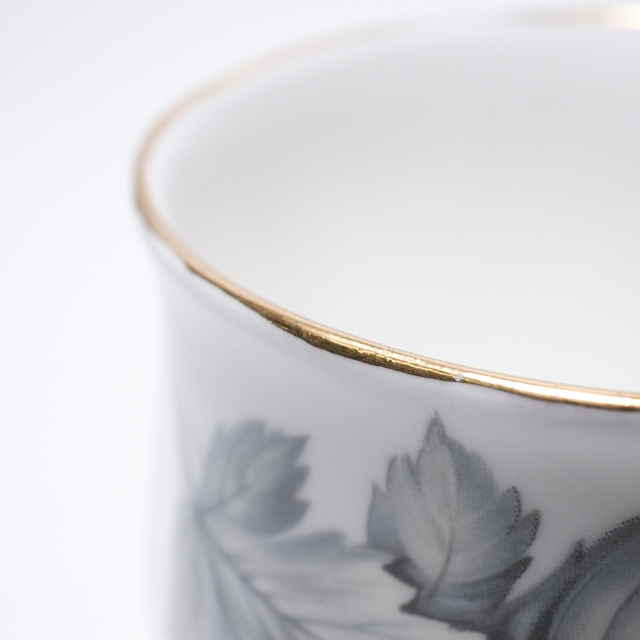 イギリス ビンテージ 陶磁器 ROYAL ALBERT ロイヤルアルバート カップ&ソーサー EC-G300214142-1