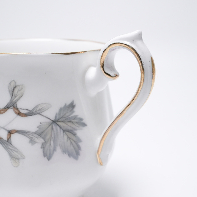 イギリス ビンテージ 陶磁器 ROYAL ALBERT ロイヤルアルバート カップ&ソーサー EC-G300214142-1