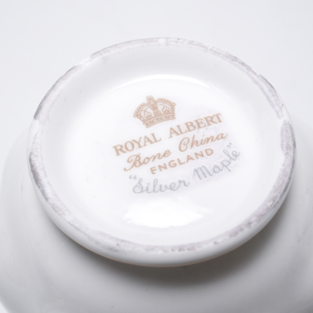 イギリス ビンテージ 陶磁器 ROYAL ALBERT ロイヤルアルバート カップ&ソーサー EC-G300214142-1