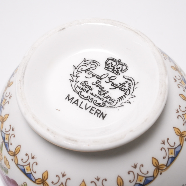 イギリス ビンテージ 陶磁器 Royal Grafton ロイヤル グラフトン シュガーボウル EC-G300232165-10