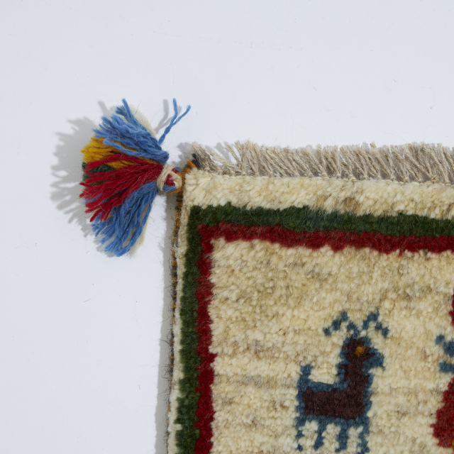 イラン 新品 ウール100% ギャッベ（座布団サイズ） ECCNG0065