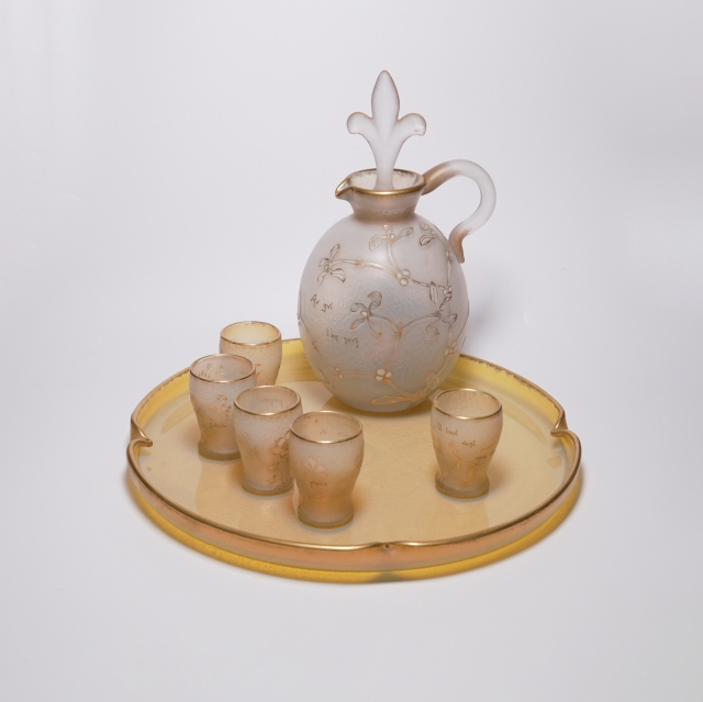 アンティークドームナンシー 駒草紋様金彩デキャンタ ラヴェンダー  