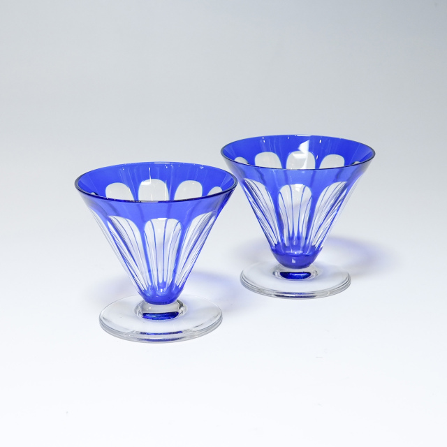 フランス 1930年代 クリスタルガラス Baccarat バカラ  レックス/REX  極めて珍しい青被せガラスのスモールワイングラス ECJPOF0002