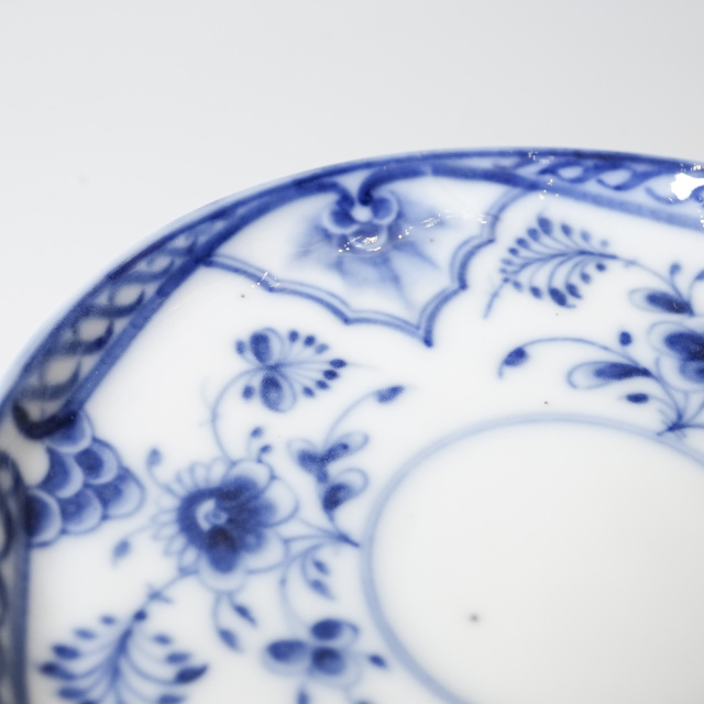 フランス 19世紀中期 磁器 Royal Copenhagen ロイヤルコペンハーゲン - 蝙蝠の縁取り・染付紅茶碗皿 ECJPOF0017