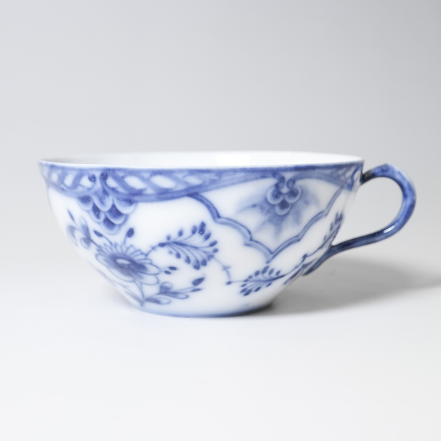 フランス 19世紀中期 磁器 Royal Copenhagen ロイヤルコペンハーゲン - 蝙蝠の縁取り・染付紅茶碗皿 ECJPOF0017