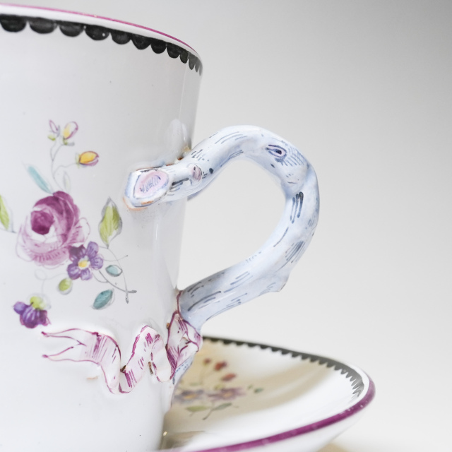 フランス 1870年代 磁器 Emile Galle エミール ガレ - エミール・ガレ 鳥と花、昆虫模様のカップ＆ソーサー ECJPOF0018