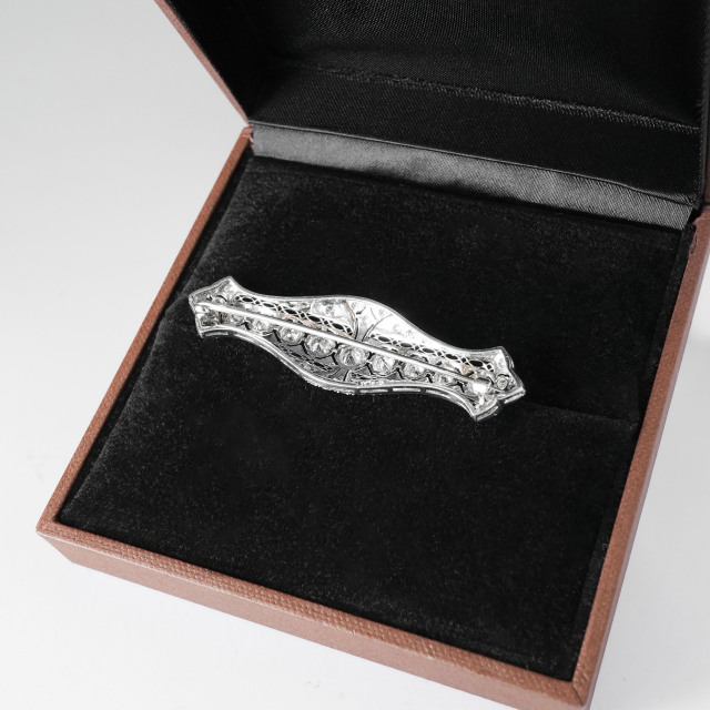 フランス 1900年代 ダイヤモンド - - エドワーディアン・ダイアモンドとプラチナのブローチ ECJPOF0021