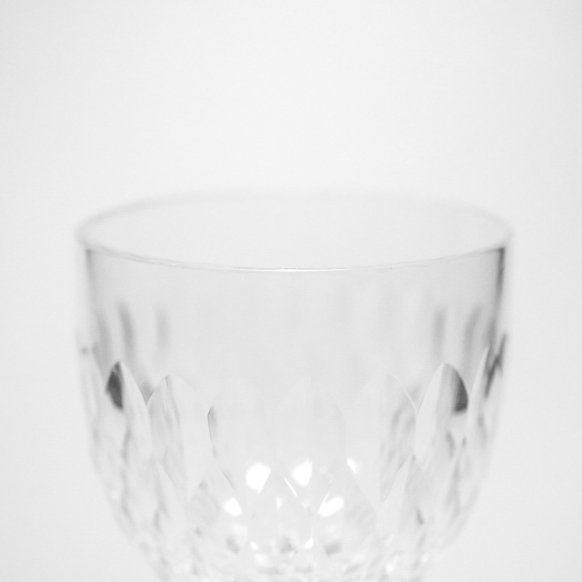 フランス 1910年代 クリスタルガラス Baccarat バカラ  リーフカットのリキュールグラス ECJPOF0026