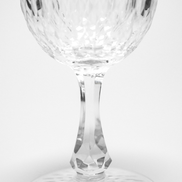 フランス 1910年代 クリスタルガラス Baccarat バカラ  リーフカットのリキュールグラス ECJPOF0026