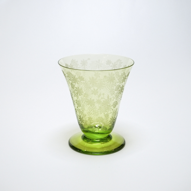 フランス 1940年代 クリスタルガラス Baccarat バカラ  オーストリア皇后エリザベト・シシィのためのグリーングラス ECJPOF0037
