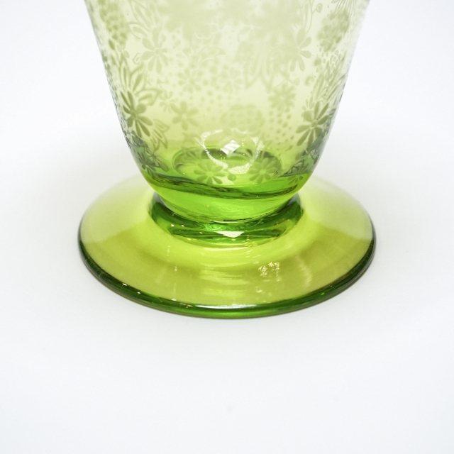 フランス 1940年代 クリスタルガラス Baccarat バカラ  オーストリア皇后エリザベト・シシィのためのグリーングラス ECJPOF0037