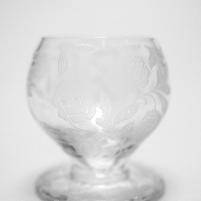 フランス 1930年代 クリスタルガラス Baccarat バカラ  フォントネ・オー・ローズ【アールデコの薔薇グラス】 ECJPOF0039