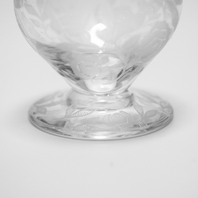 フランス 1930年代 クリスタルガラス Baccarat バカラ  フォントネ・オー・ローズ【アールデコの薔薇グラス】 ECJPOF0039