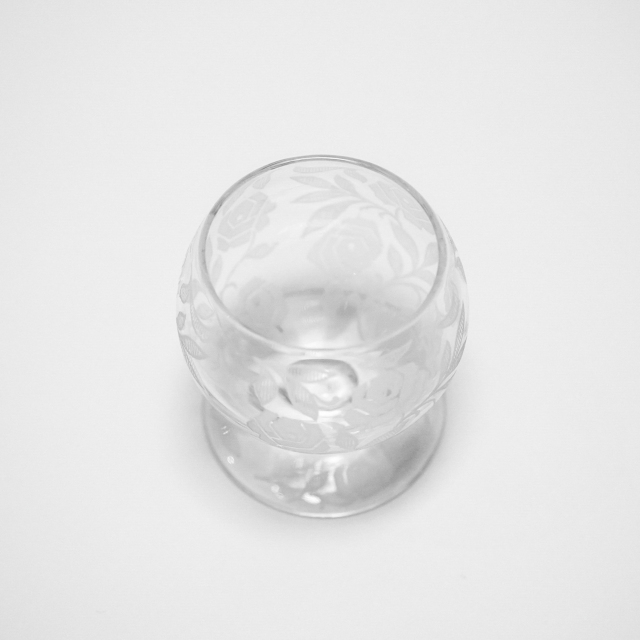 フランス 1930年代 クリスタルガラス Baccarat バカラ  フォントネ・オー・ローズ【アールデコの薔薇グラス】 ECJPOF0039