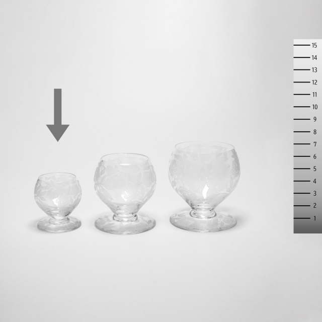 フランス 1930年代 クリスタルガラス Baccarat バカラ  フォントネ・オー・ローズ【アールデコの薔薇グラス】 ECJPOF0039