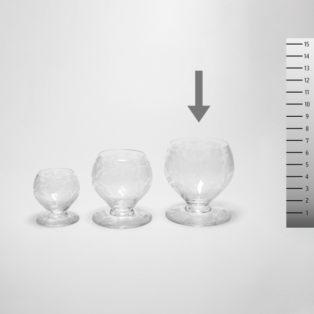 フランス 1930年代 クリスタルガラス Baccarat バカラ  フォントネ・オー・ローズ【アールデコの薔薇グラス】 ECJPOF0041