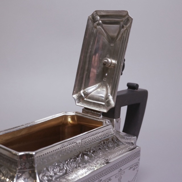 イギリス 1880年代 シルバー ティーサービス4点 ECJPTD0055