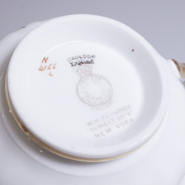 イギリス 1900年代 磁器 Royal Cauldon ロイヤル コールドン ダブルハンドルカップ＆ソーサ? ECJPTD0072