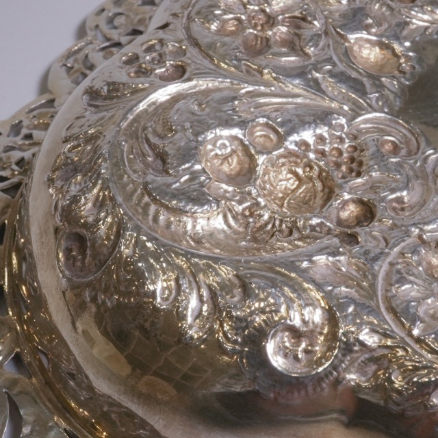 イギリス 1890年代 シルバー 純銀製ピアスバスケット ECJPTD0075