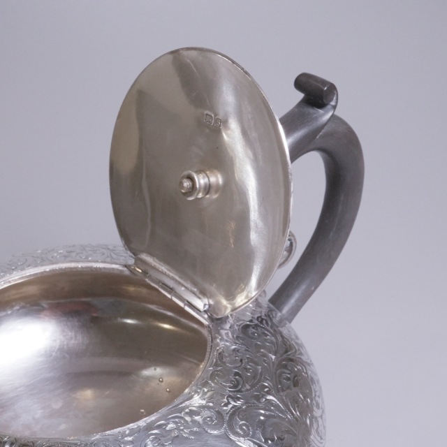 イギリス 1900年代 シルバー 純銀製花紋ティーサービス4点 ECJPTD0076