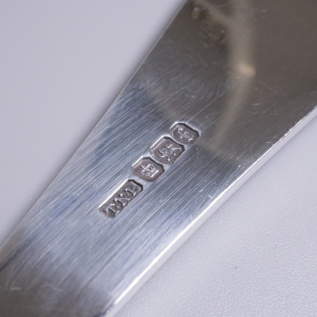 イギリス 1890年代 シルバー 純銀製果実紋サービングスプーン ECJPTD0077
