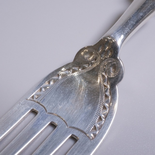 アンティーク　シルバーカトラリー　白蝶貝 1890年代　イギリス製　シェル アンティーク シルバーカトラリー 白蝶貝 1890年代 イギリス製 シェル