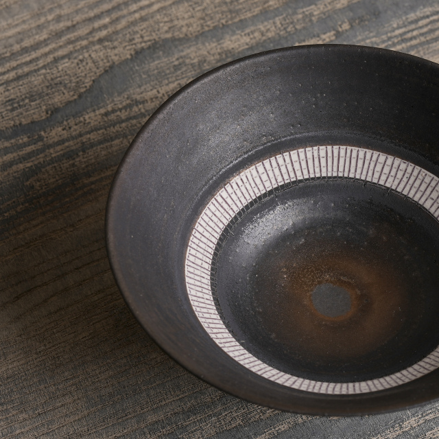 イギリス 陶器 Lucie Rie ブロンズ飯碗 ECJPYT0034